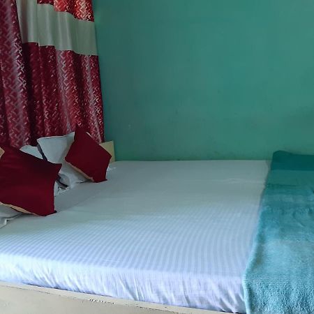 Goroomgo Tapati Villa Purî Extérieur photo